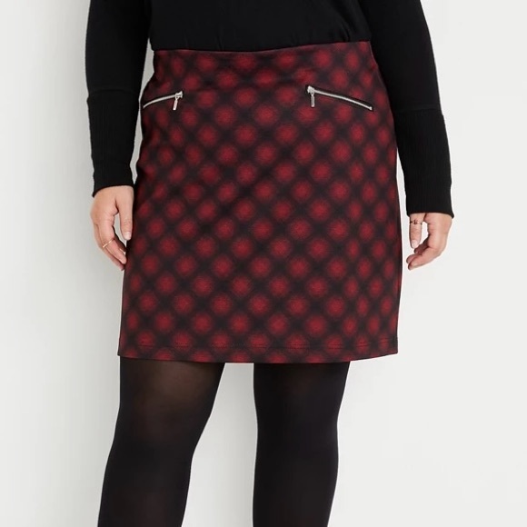 Maurices Red & Black Buffalo Print Zip Pocket Ponte Skirt | Women | XL - Picture 4 of 4